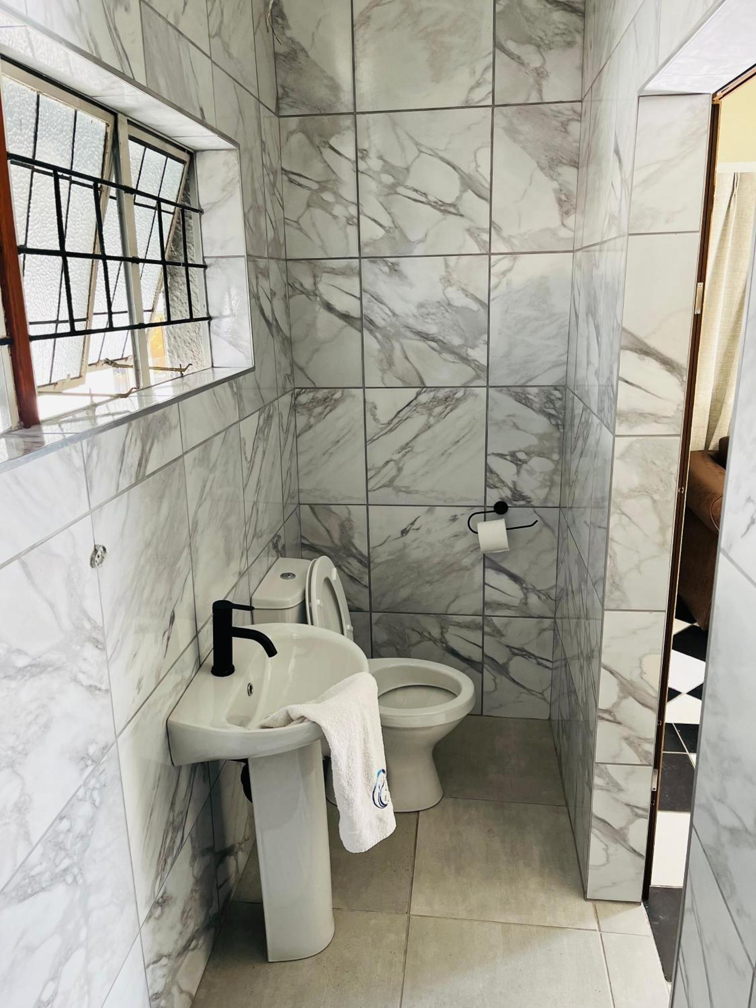 St Eve Lodge & Spa Bloemfontein Ngoại thất bức ảnh