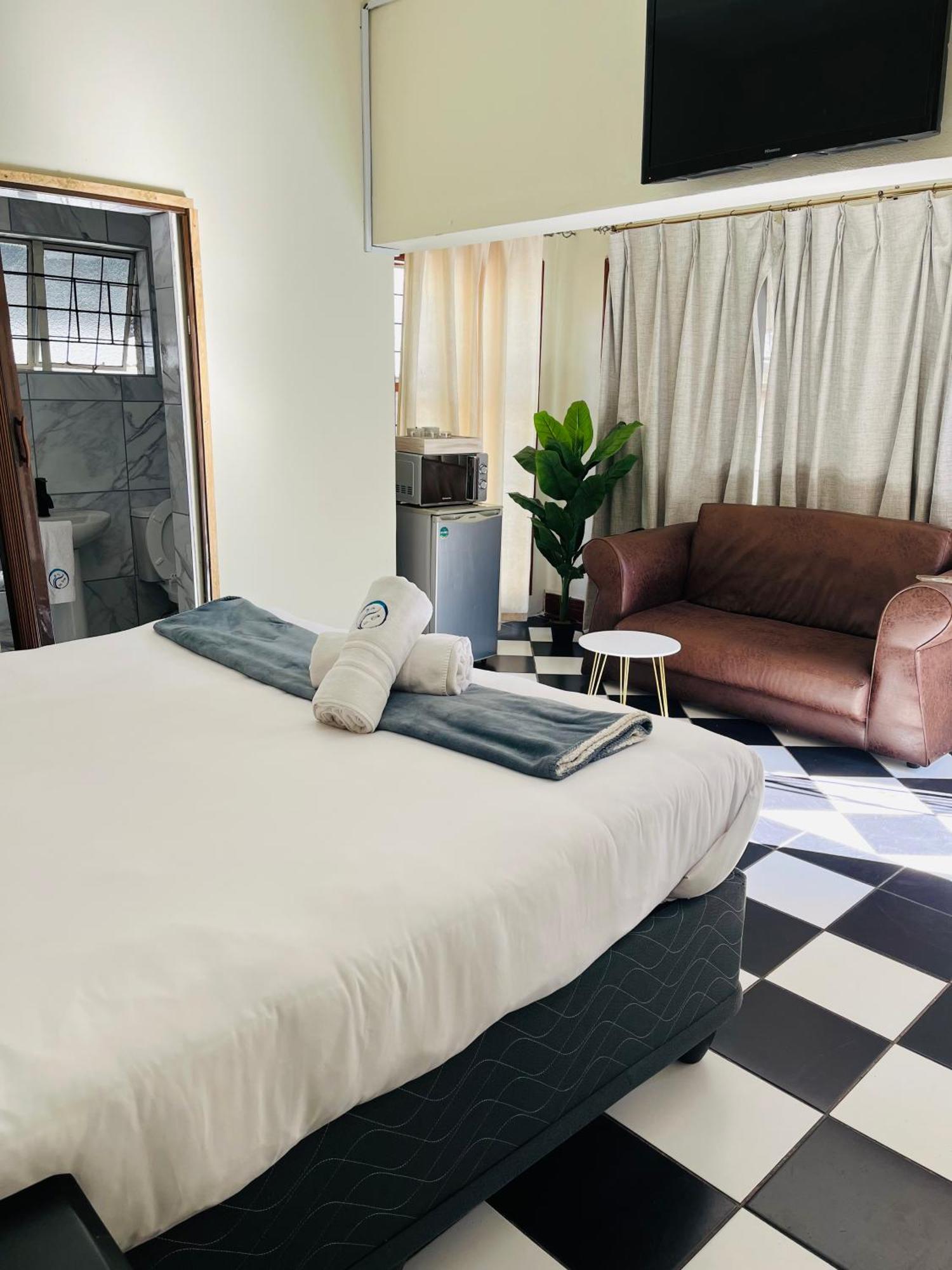 St Eve Lodge & Spa Bloemfontein Ngoại thất bức ảnh
