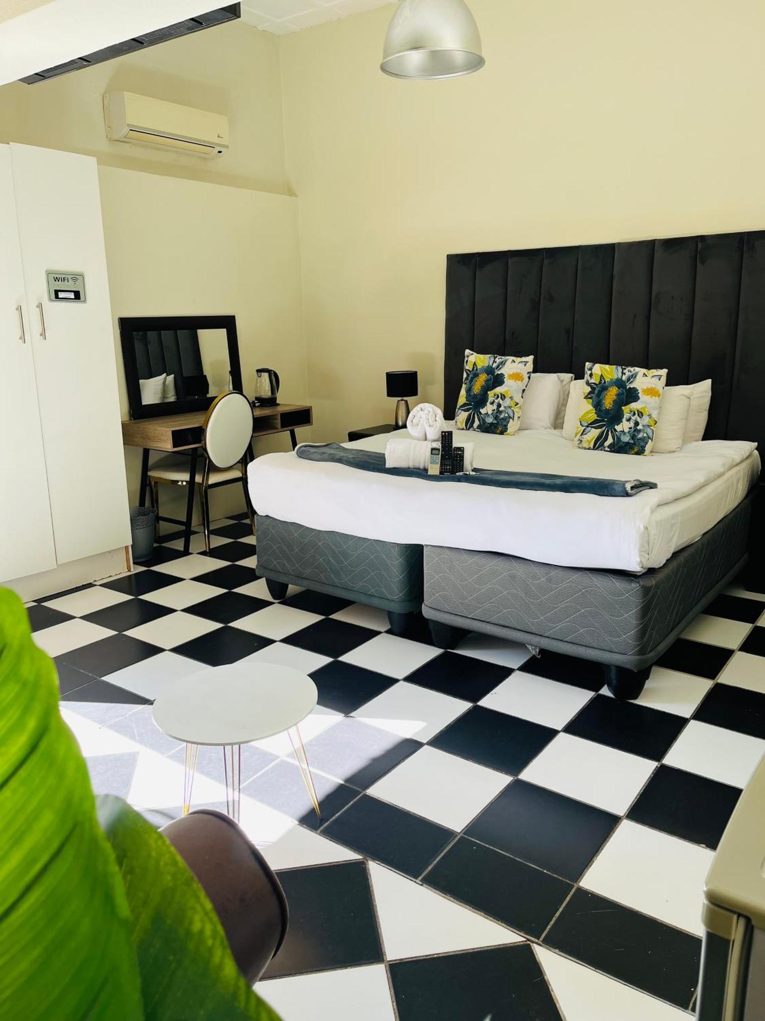 St Eve Lodge & Spa Bloemfontein Ngoại thất bức ảnh